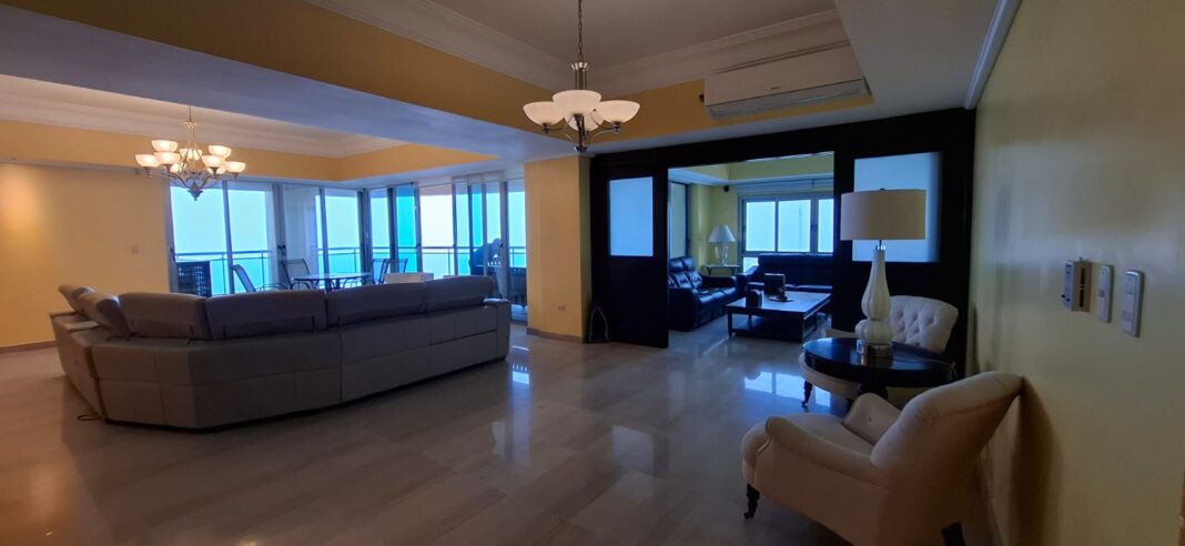 MALECON - RF 1243